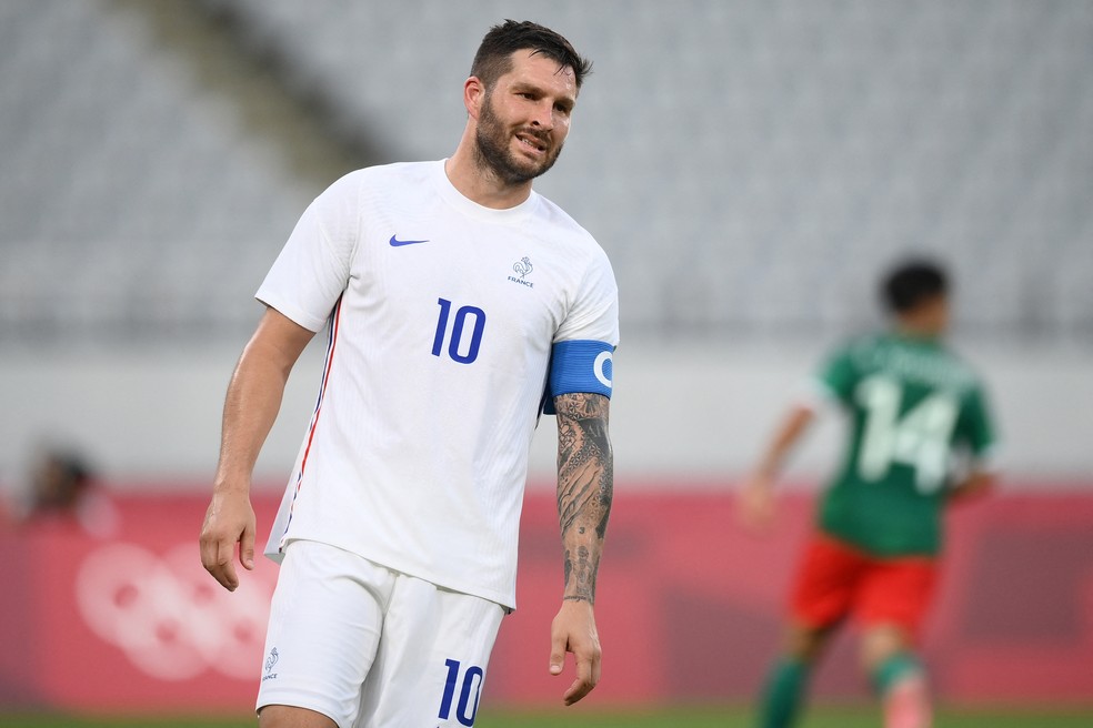 Gignac em França x México nas Olimpíadas de Tóquio — Foto: FRANCK FIFE / AFP