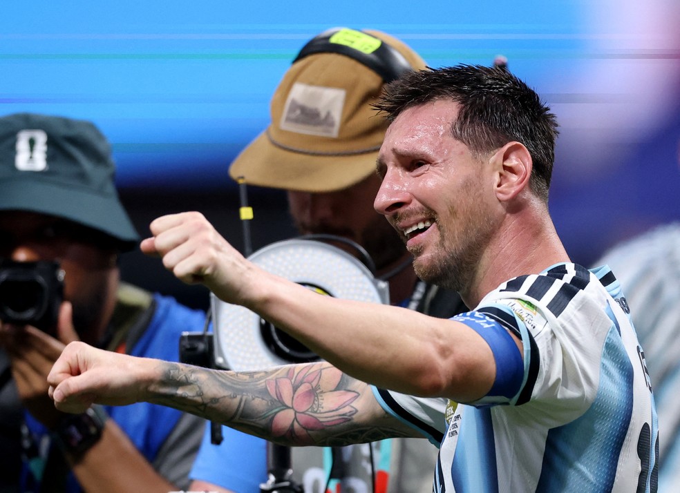 Lionel Messi comemora após Argentina x Egito — Foto: Reuters/Brett Davis