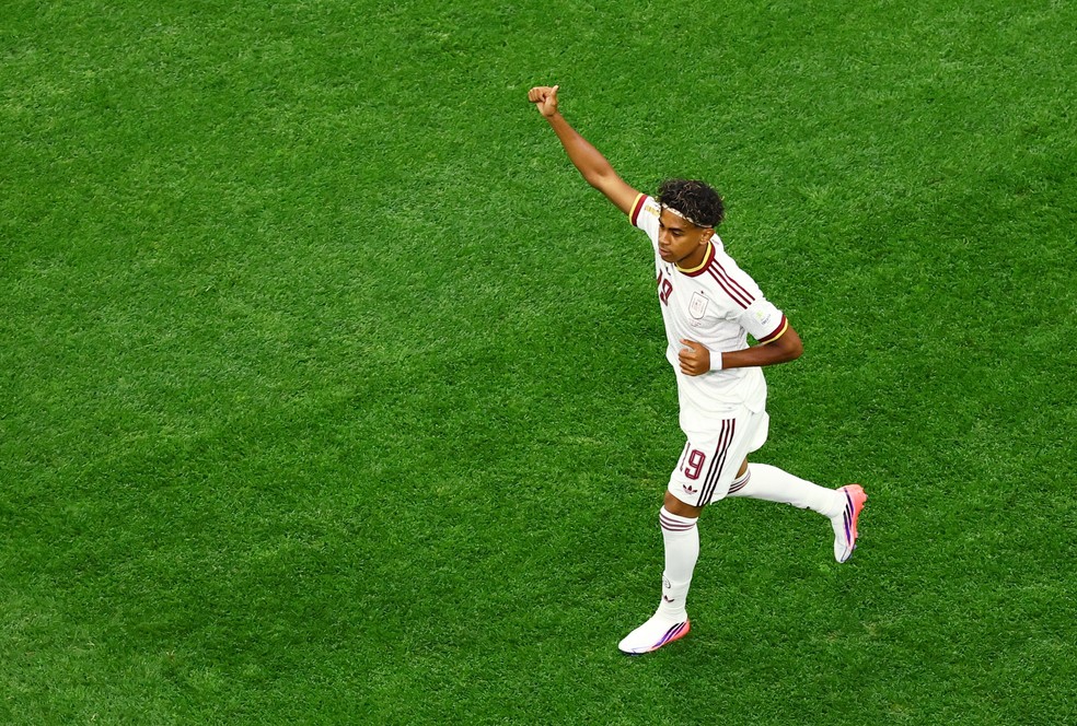 Lamine Yamal em Portugal x Espanha — Foto: REUTERS/Issei Kato